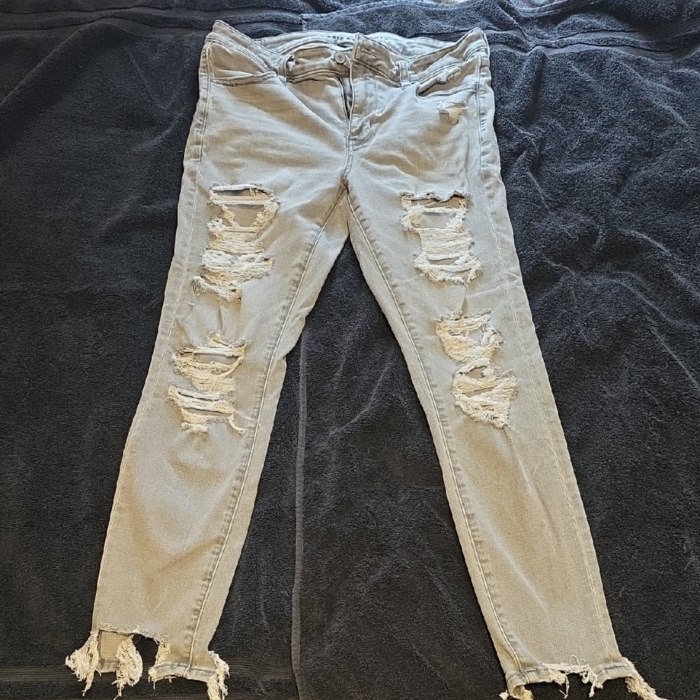 AMERICAN EAGLE Distressed Gray Women's Jeans